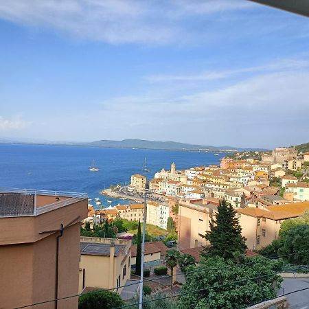 Апартаменти In Panoramica Da Mechina Порто-Санто-Стефано Екстер'єр фото